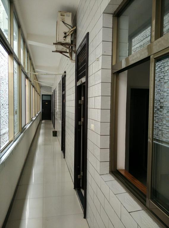 Huashan International Youth Hostel Huayin Luaran gambar