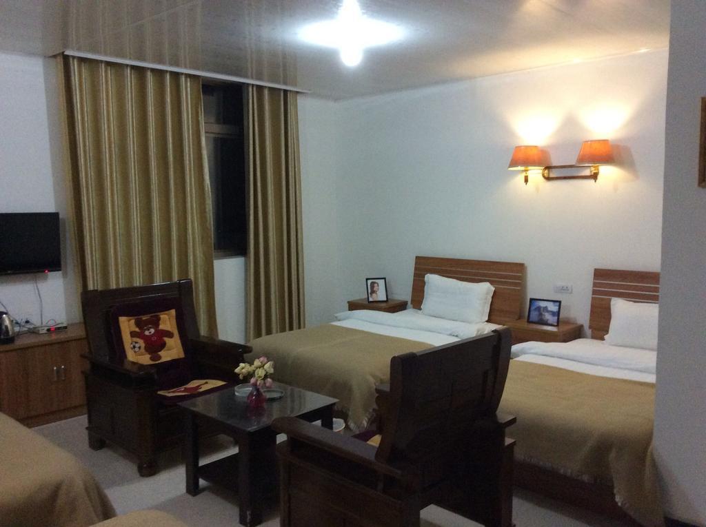 Huashan International Youth Hostel Huayin Bilik gambar